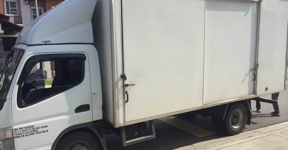 5 tons lorry